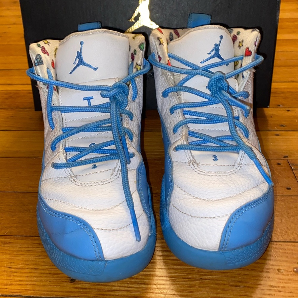 Kids Jordan 12 retro emoji size 1 - Picture 2 of 7
